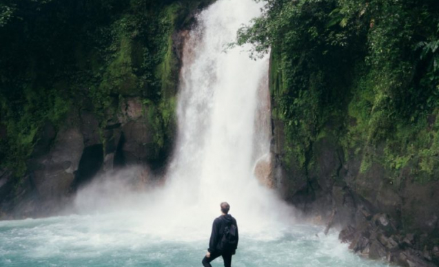 stefan-stefancik-0wMmxNB6Xzc-unsplash-768x768